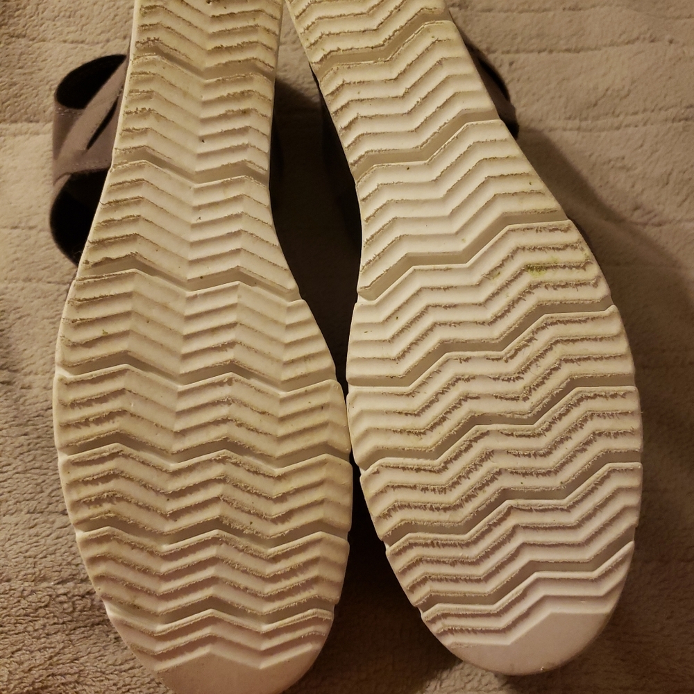 OTBT Carry On Wedge size 11 - Picture 3 of 5